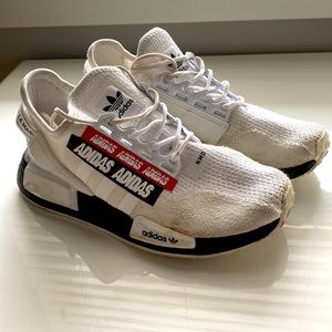 ADIDAS ORIGINALS NMD_R1 KIDS SNEAKERS
